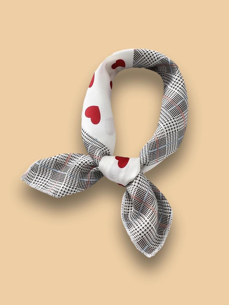 Foulard Motif Cœur