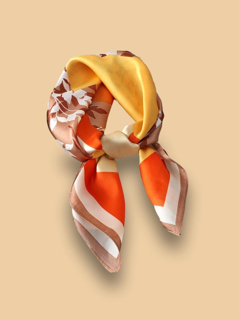 Petit Foulard de Cou